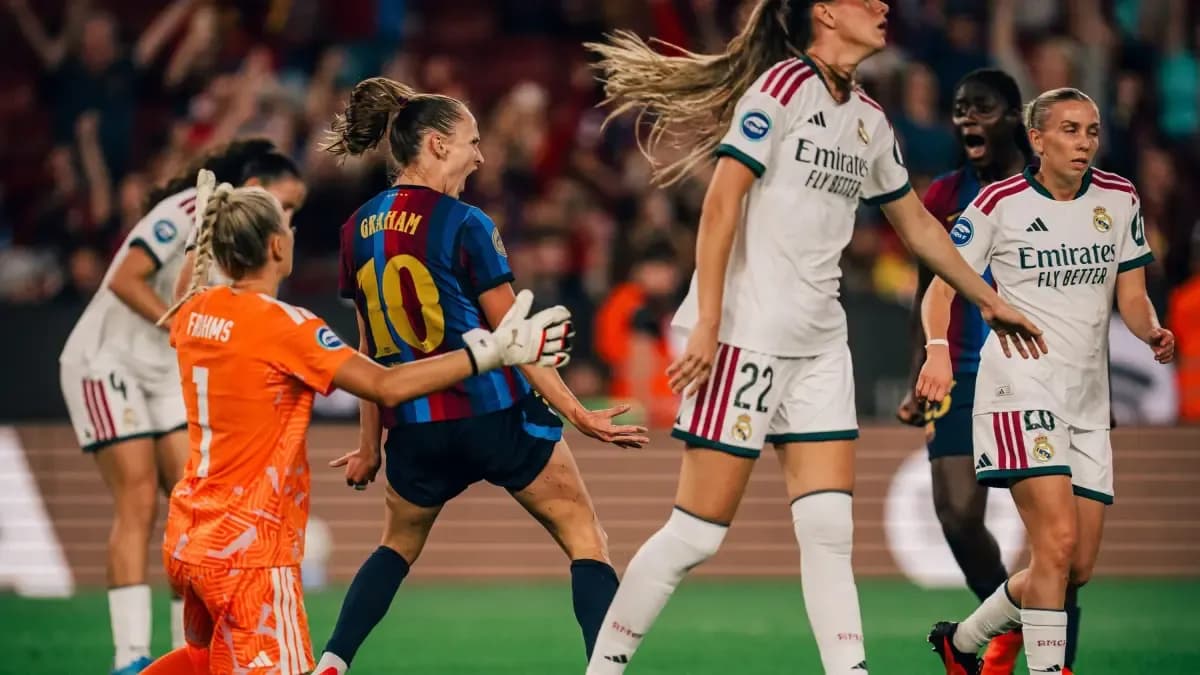 كارولين غراهام هانسن تتألق مع برشلونة بعد تجديد عقدها