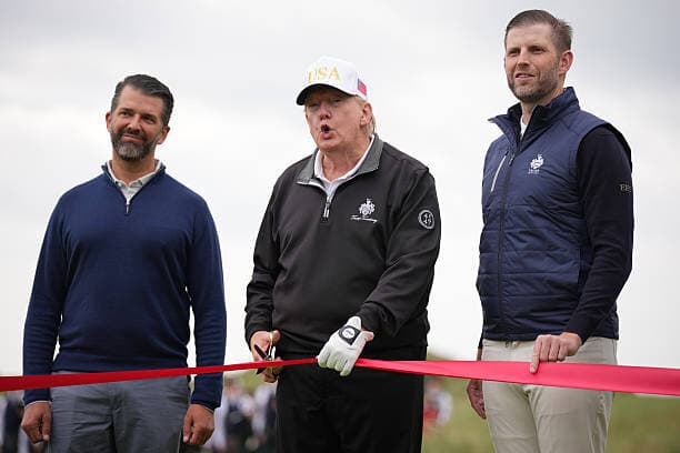 Scrutin accru sur les liens commerciaux de la famille Trump avec l'industrie de la défense