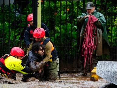 Starke Regenfälle lösen verheerende Überschwemmungen in Chiles Hauptstadt aus