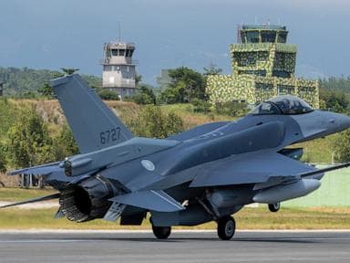 Taiwan erhält 2 lang erwartete US-F-16V-Kampfjets und wartet auf weitere Lieferungen