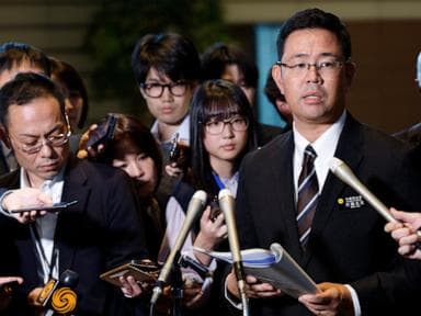 Le gouverneur d'Okinawa exige une discipline plus stricte des troupes américaines après le meurtre d'une habitante