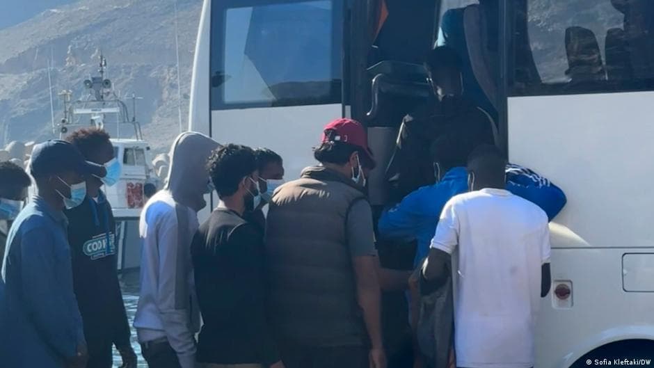 اليونان وألمانيا والنمسا والدنمارك وهولندا يخططون لأول مركز ترحيل في أفريقيا بحلول عام 2027