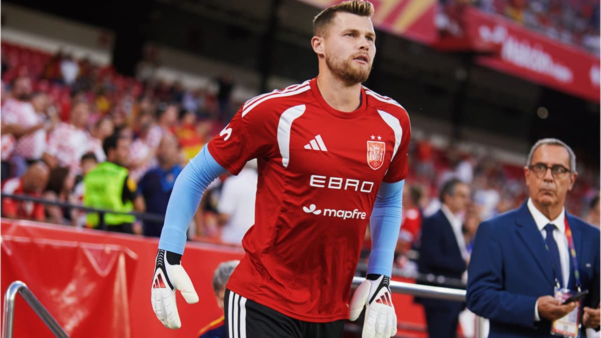 Josep Martinez hails De la Fuente's Spain: 'Unity has transformed this group into the strongest team in the world'