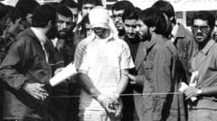 توضیح تصویر، رواج عبارت «غافلگیری اکتبر» در معنای سیاسی امروزی، به بحران گروگانگیری سفارت آمریکا در تهران بازمیگردد
