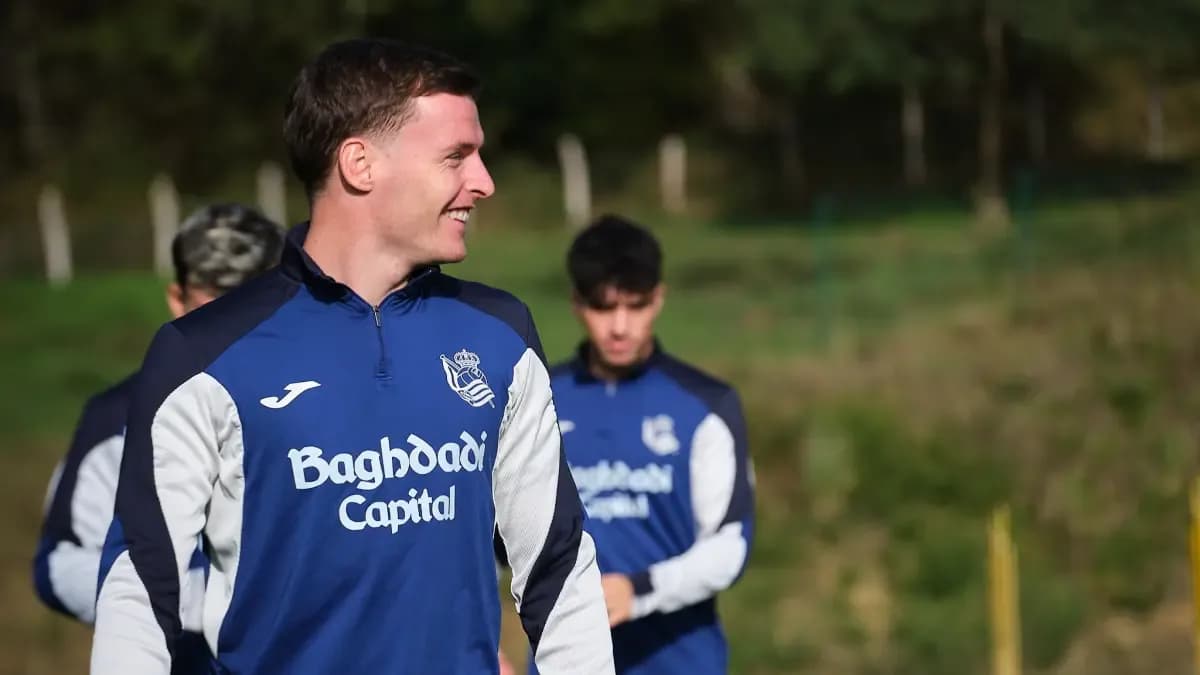Sergio Gómez, en el entrenamiento de ayer en Zubieta con la Real SociedadRUBEN GIL