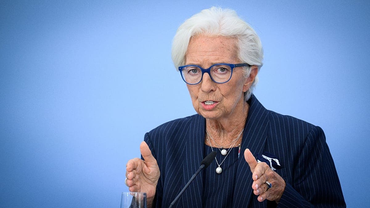 El BCE mantiene los tipos en el 2,5% y Lagarde anuncia su salida anticipada