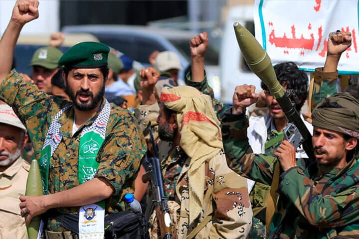 Ansarullah de Yemen repele ofensiva de la coalición cerca de Bab al-Mandab mientras Pakistán niega despliegue de tropas